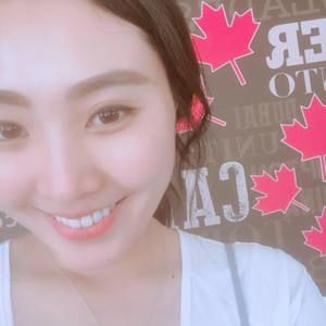 Meet your Posher, Ari